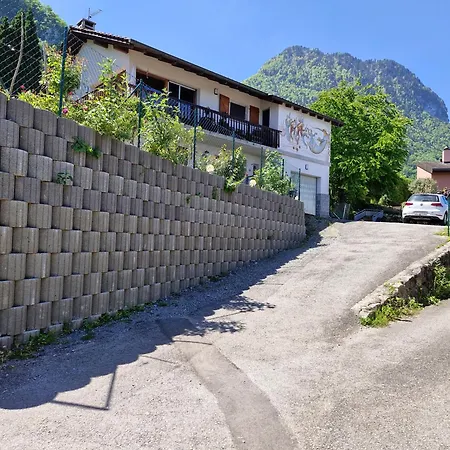 Πανσιόν Roses & Nature Saint-Gingolph