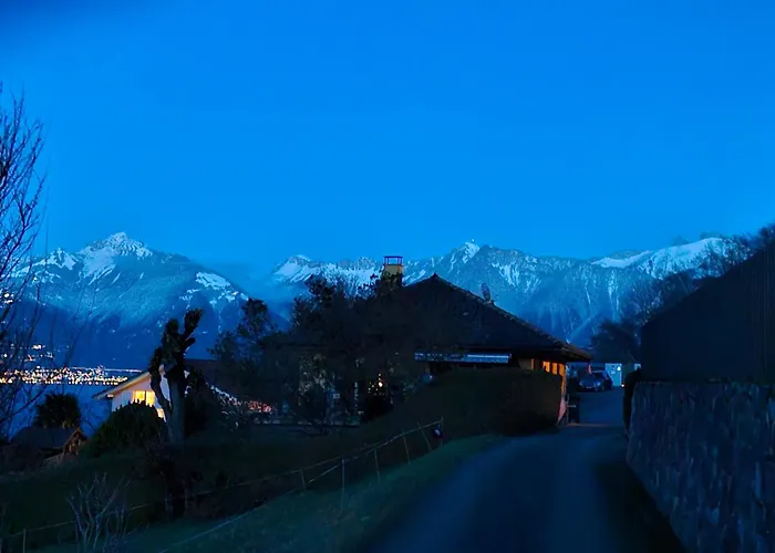 ゲストハウス Roses & Nature Saint-Gingolph