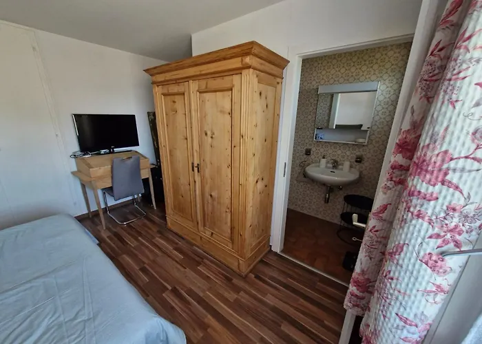 ゲストハウス Roses & Nature